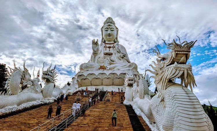 Ciekawi Świata / Ania Chomczyk: Złoto i smoki, czyli Tajlandia po buddyjsku / SPOTKANIE