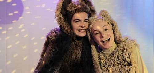 KRÓTKI PORADNIK HODOWCY SŁONECZNYCH ZAJĄCZKÓW | spektakl familijny - wydarzenie w Białymstoku