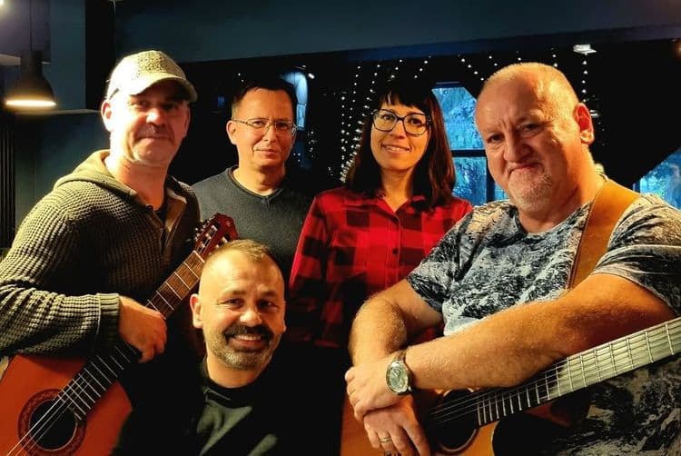 Z piosenką przy ognisku / KONCERT