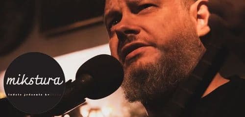 Muzyczny Salon Poezji Szymon Podwin Live