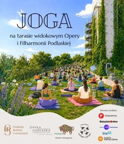 Joga na tarasach Opery